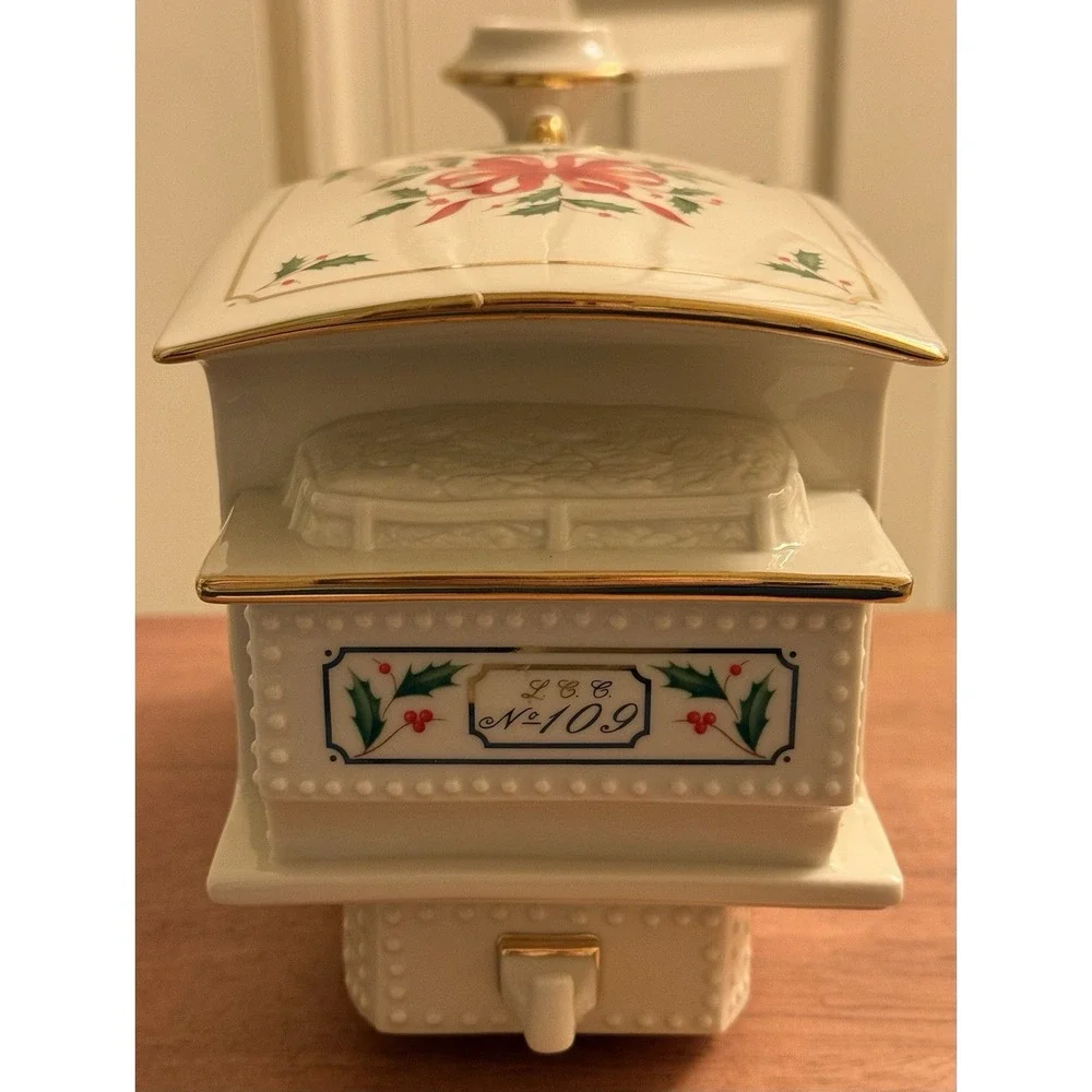 Vintage Lenox Holiday Junction Collection‎ Train Engine 1999  EUC
